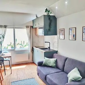  Appartement A La Grande De